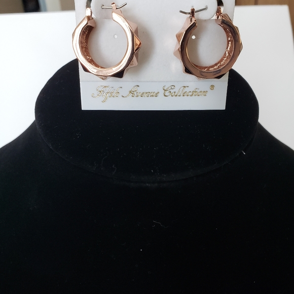 Fifth Avenue Collection Earrings - Picture 3 of 3